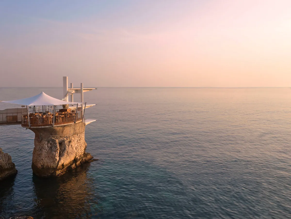 Le Plongeoir on a rocky outcrop above the Mediterranean, with its diving boards